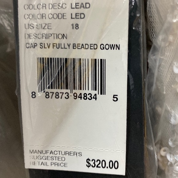 Adrianna Papell short sleeve embellished gown - Picture 9 of 12